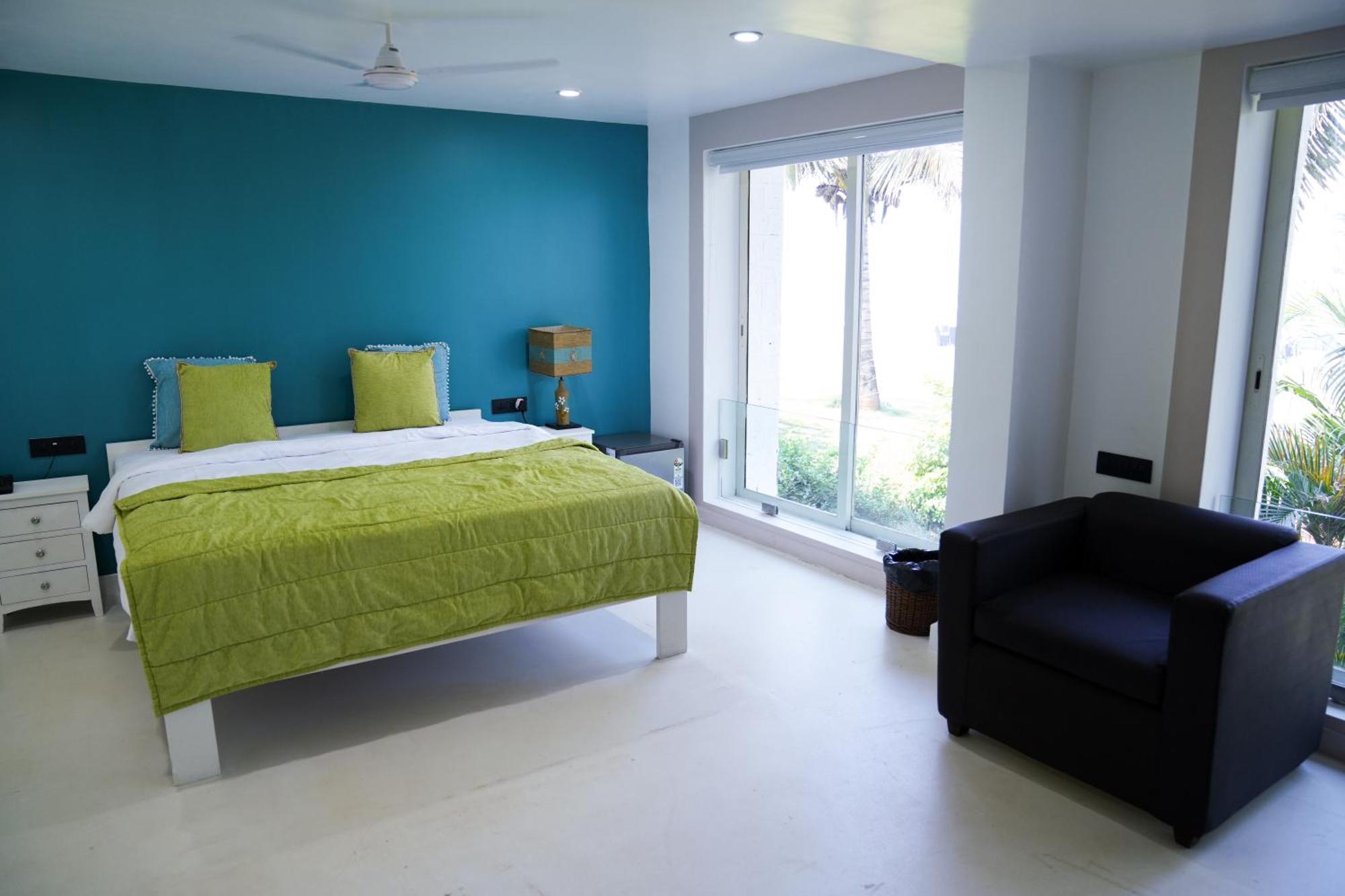 Regenta Beach House Resort, Goa Бенаулим Экстерьер фото