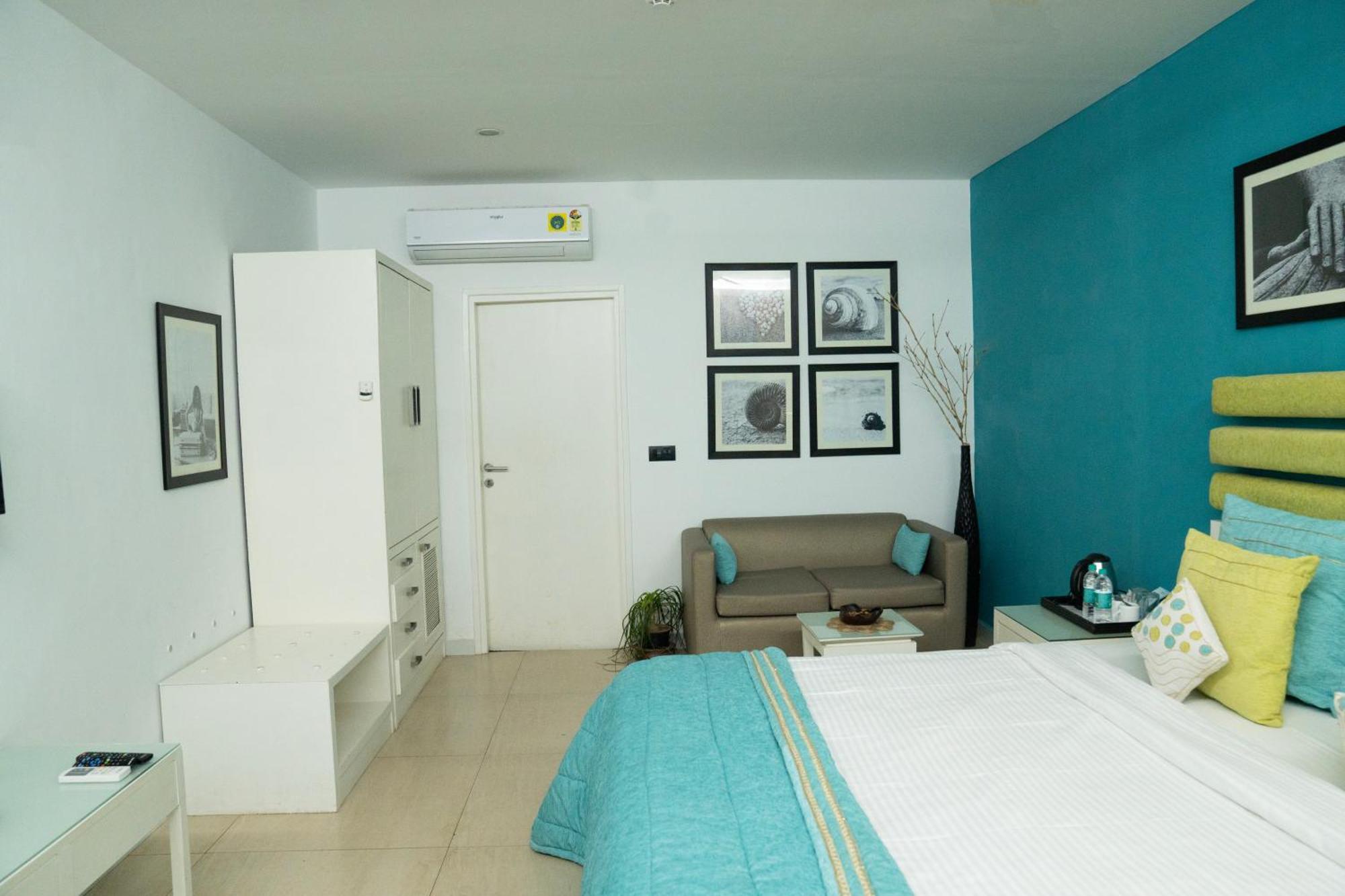 Regenta Beach House Resort, Goa Бенаулим Экстерьер фото