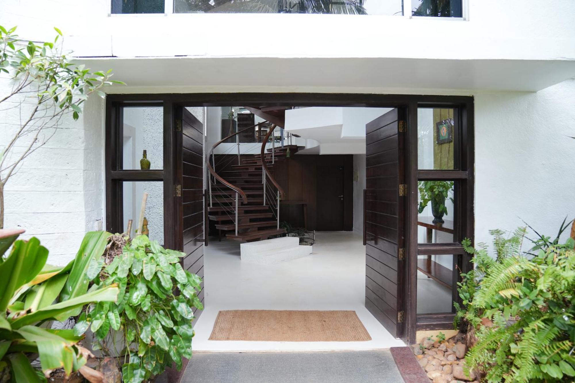 Regenta Beach House Resort, Goa Бенаулим Экстерьер фото